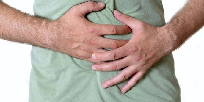 abdominal pain may be symptoms of helminthiasis