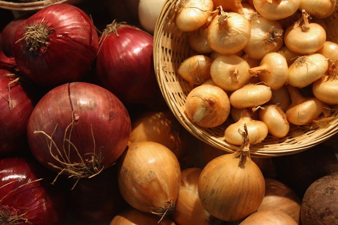 onions against pests